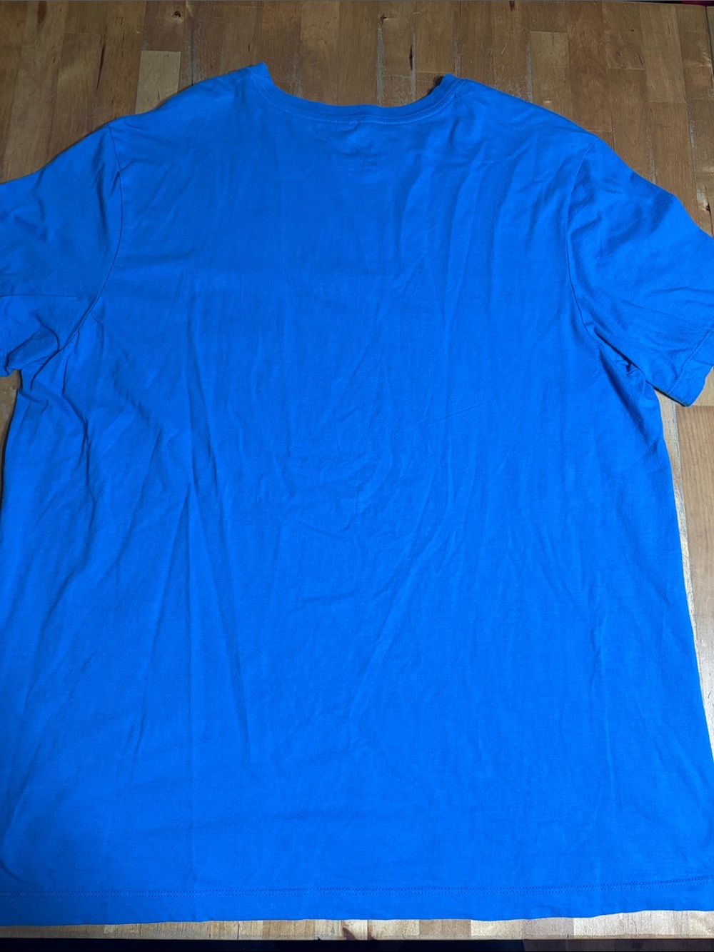 Nike Men’s Royal Blue 'Just Do It' Graphic Short Sleeve Tee - Picture 5 of 7
